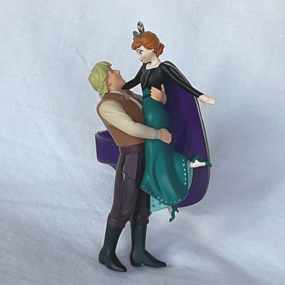 Hallmark Frozen 2 Ornament Anna and Kristoff 2022 Disney Princess Keepsake New - Picture 2 of 8